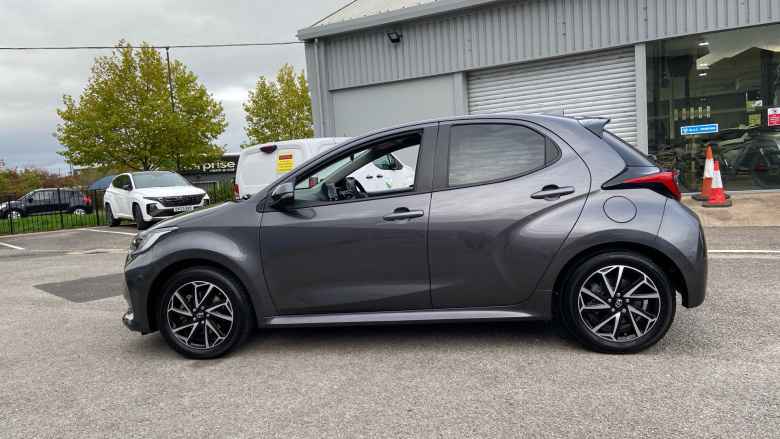 Toyota Yaris 1.5 Hybrid Design 5dr CVT Hybrid Hatchback